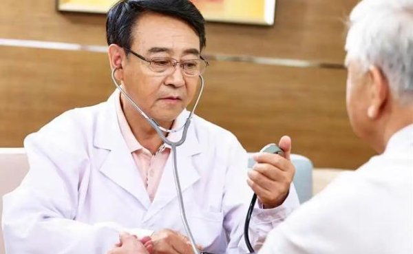 淘配网配资 每天吃红枣却没效果？医生揭秘真相，你的方法可能全错了